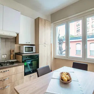 Joivy Superb Family Flat In Perfect Centre Como