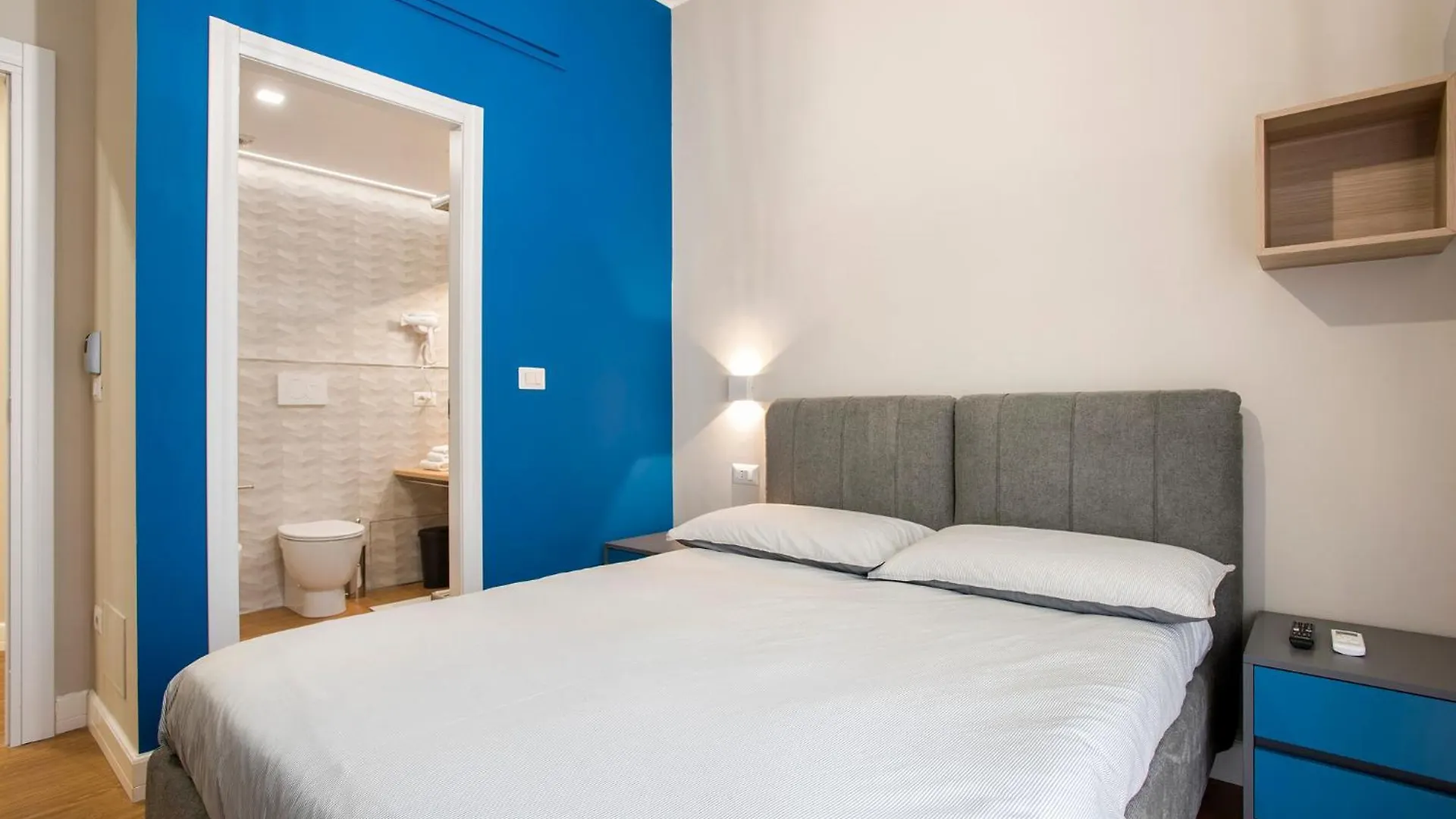 Hotel Raven Color à Rome Maison d'hôtes