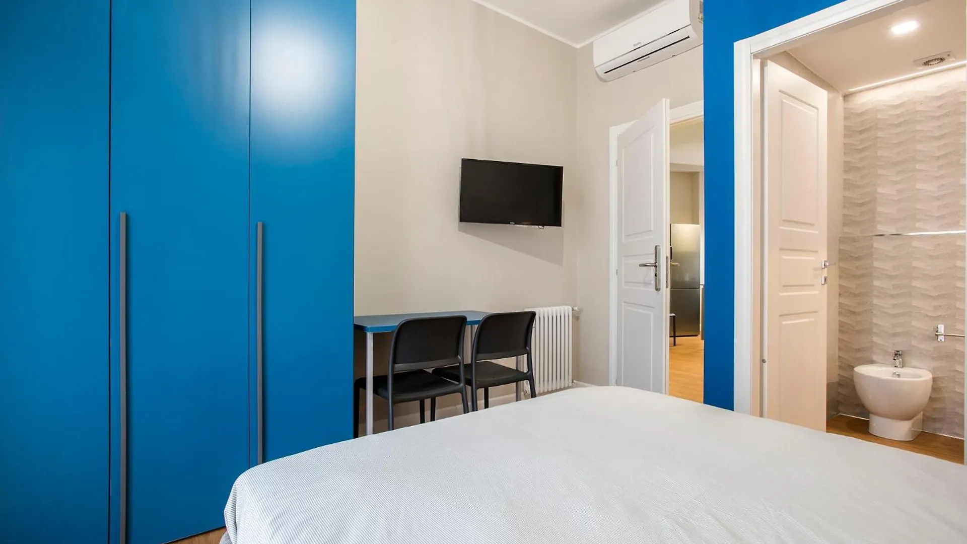 Raven Color Hotel Rome