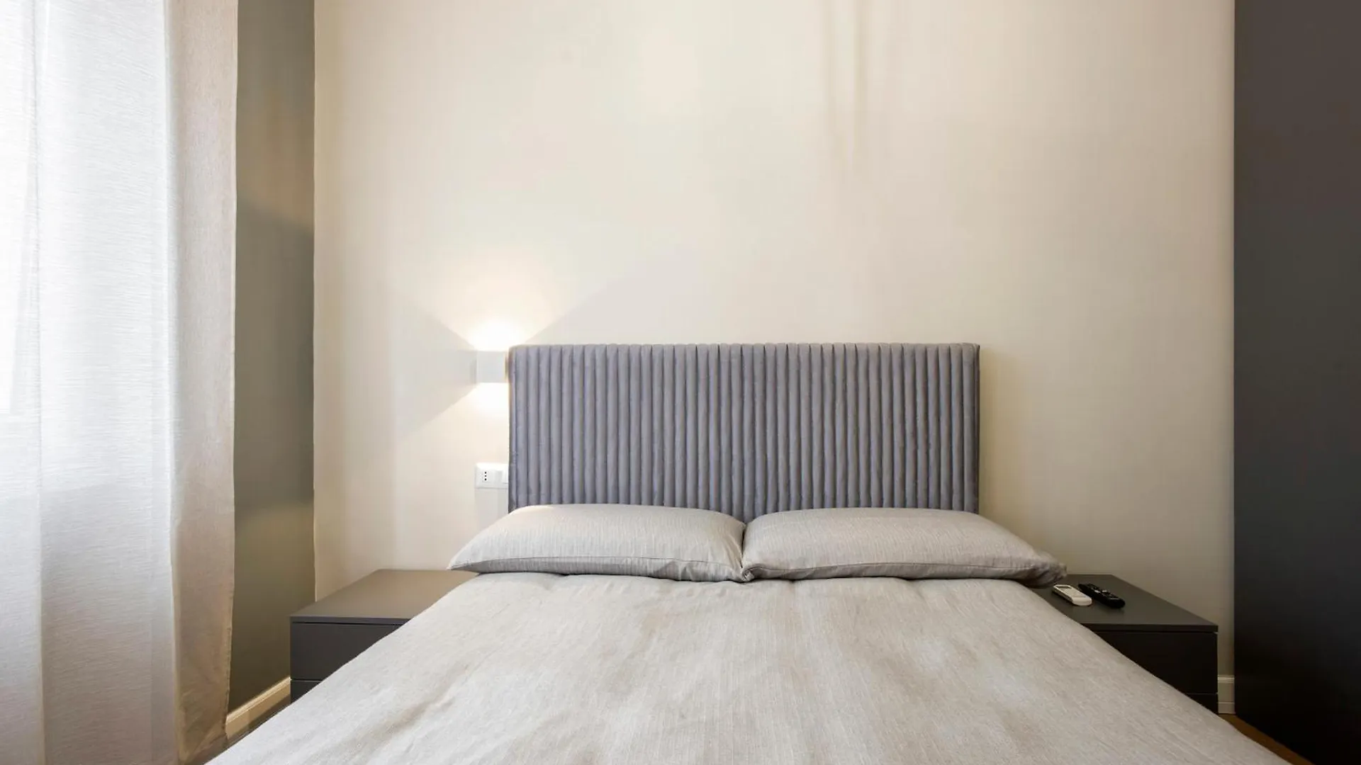Guest house Raven Color Hotel Rome Italy