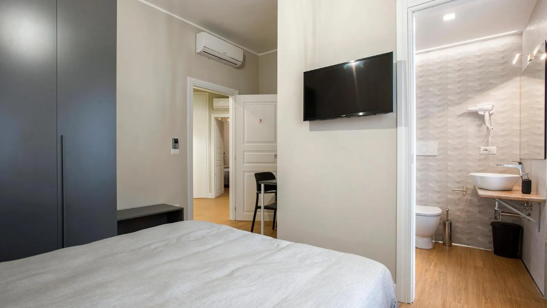 Guest house Raven Color Hotel Rome